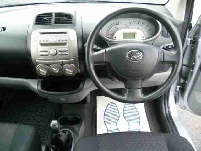 2009 DAIHATSU SIRION 1.0 S 5dr FULL DAIHATSU SERVICE HISTORY GBP30 ROAD TAX