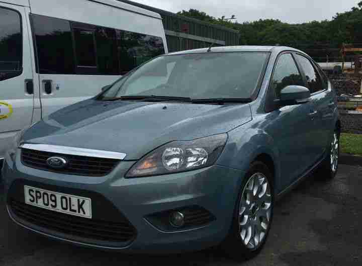 *** 2009 Ford Focus Zetec, 1.6L Petrol, 50,000 Miles, FSH & MOT ***
