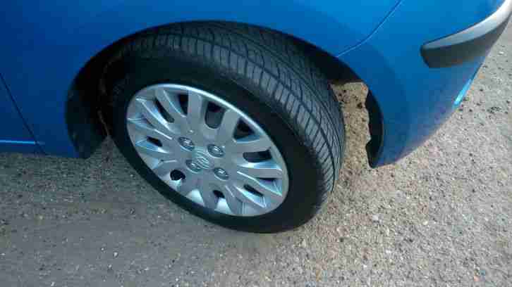 2009 HYUNDAI i10 FULL DEALER SERVICE HISTORY 12 MONTHS MOT VERY GOOD CONDITION