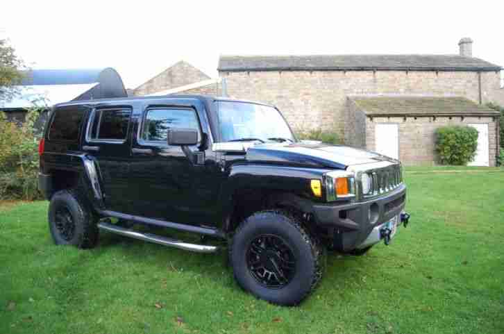 2009 Hummer H3 Very Low Miles 9000! Low resrerve auction must go!!