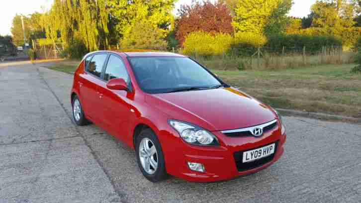 2009 Hyundai i30 1.4 Comfort 5dr 1 Owner Full Service History New MOT HPI Clear