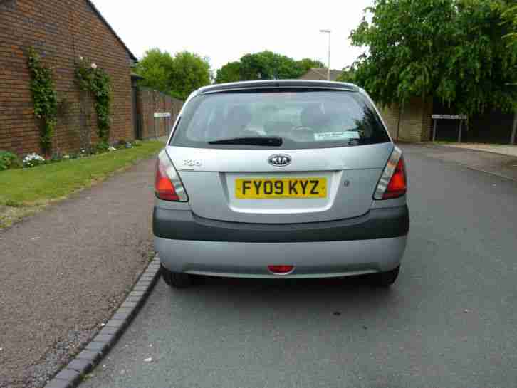 2009 KIA RIO CHILL 1.4 PETROL MANUAL - 5 DR HATCHBACK - SILVER - TOP SPEC