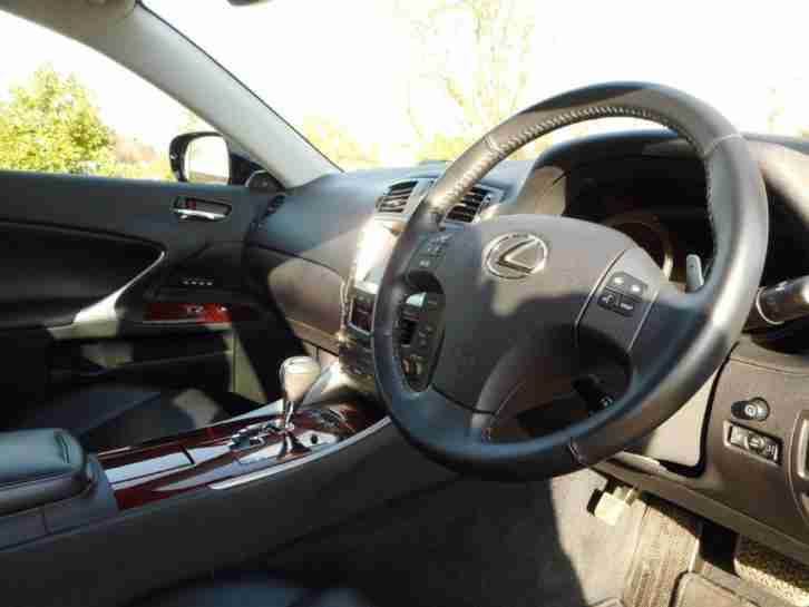 2009 Lexus IS 250 SE L 4dr Auto Low Miles! Full Lexus History! 4 door Saloon