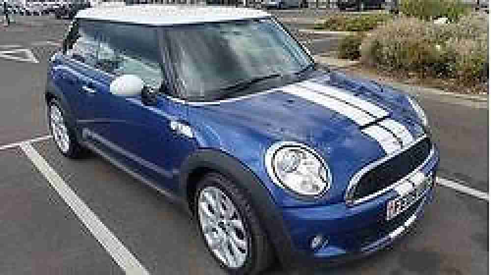 2009 MINI COOPER S (CHILLI PACK) - 1.6L PETROL/MANUAL in immaculate condition