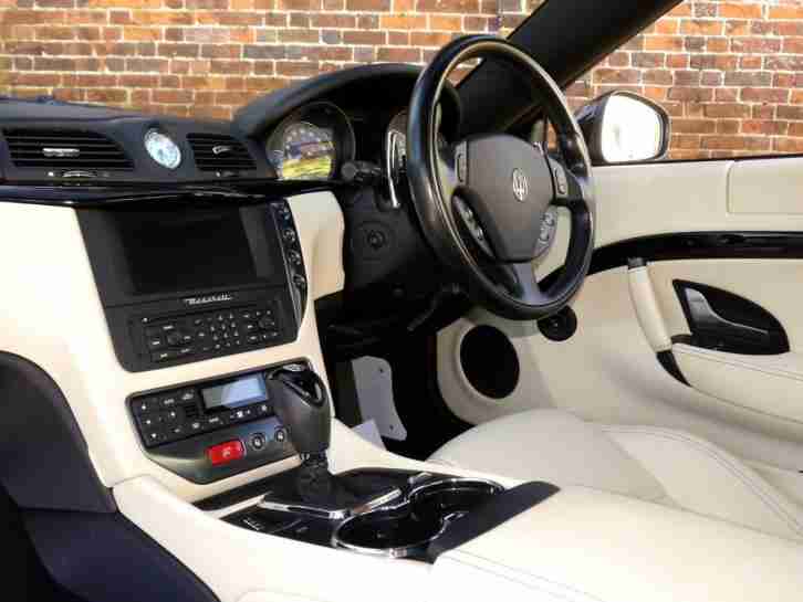 2009 Maserati Granturismo 4.2 Auto - BOSE - Cream Leather - Skyhook