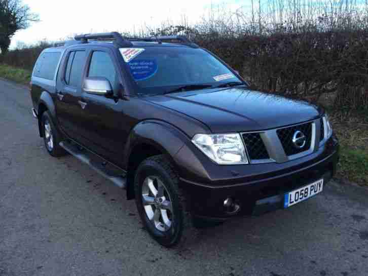 2009 Navara 2.5dCi Platinum Pickup 4WD