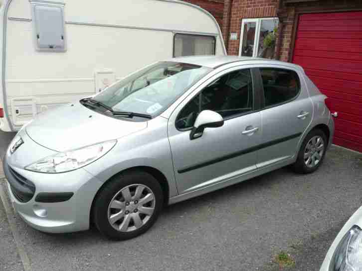 2009 Peugeot 207 1.4HDi S (AC) 5 Door in Silver