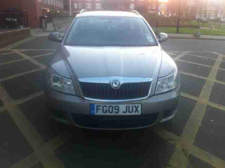 2009 OCTAVIA S TDI low milage !!