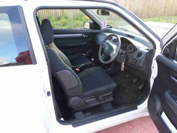 2009 Suzuki Swift 1.3 gl white 3 door