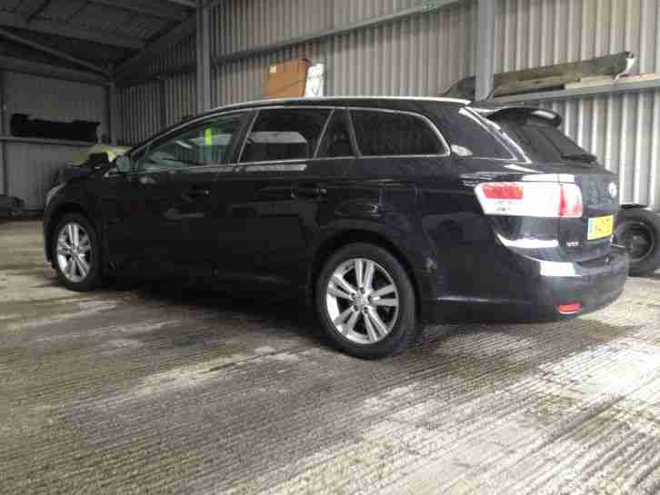 2009 TOYOTA AVENSIS 2.0 TURBO DIESEL ESTATE, T4 TOP OF THE RANGE, NO RESERVE