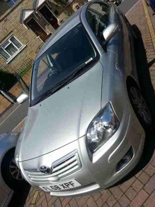 2009 TOYOTA AVENSIS TR D-4D SILVER