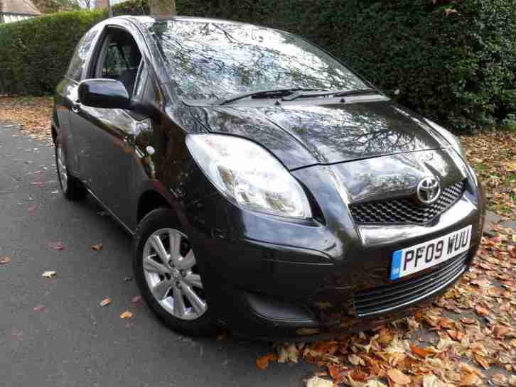 2009 Toyota Yaris 1.3 tr 3 door black