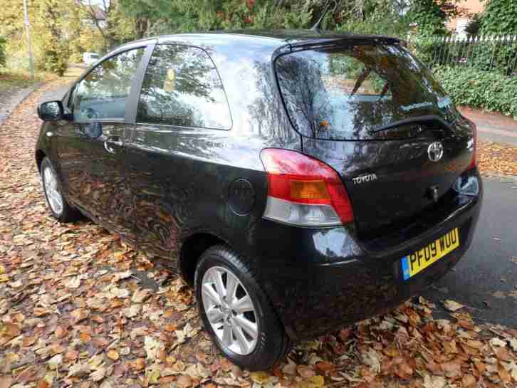 2009 Toyota Yaris 1.3 tr 3 door black