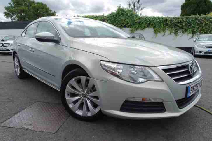 Volkswagen PASSAT. Volkswagen car from United Kingdom