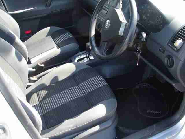 2009 VOLKSWAGEN POLO 1.4 Match DSG