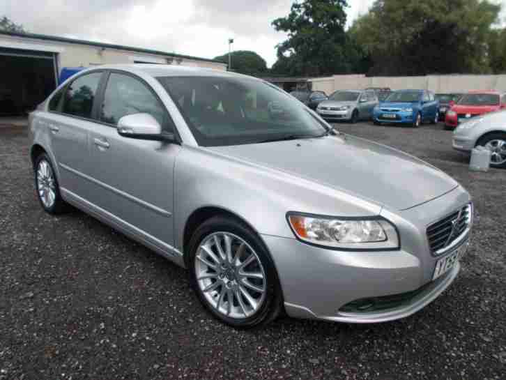 2009 S40 2.0 D SE Powershift 4dr Auto