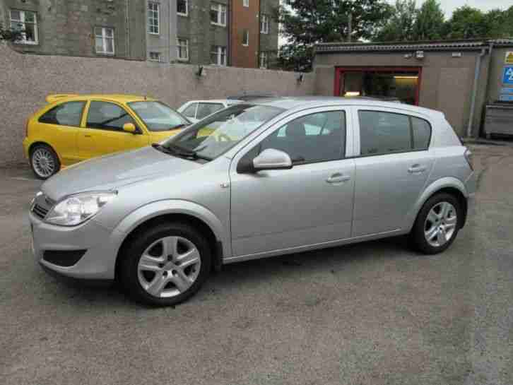 2009 Vauxhall Astra 1.6 16v Club 5dr