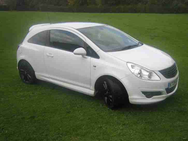 2009 corsa 1.4 limited edition low low