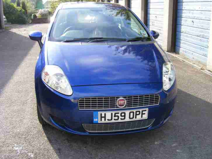 2009 fiat grande punto 1-4 34000 mls.