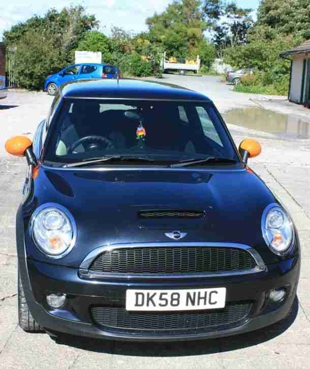 2009 mini cooper s in black 75,000 miles full service history