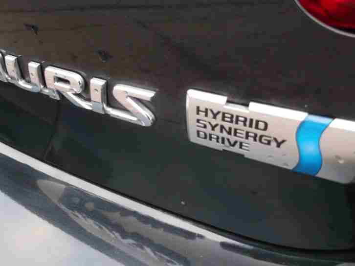 2010 10 REG TOYOTA AURIS T SPIRIT HYBRID AUTO NEW SHAPE DAMAGED SALVAGE