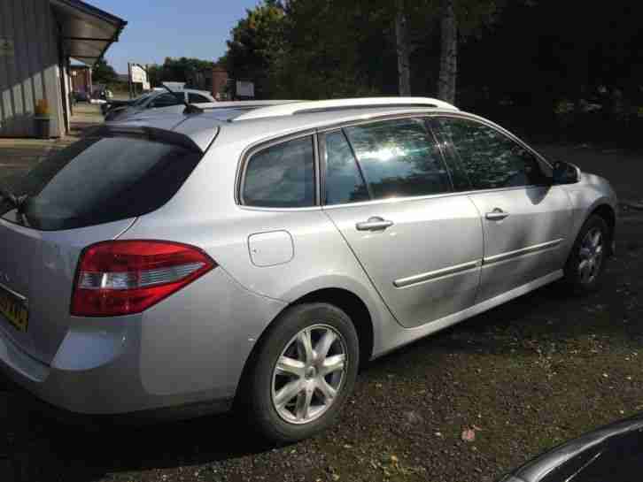 2010(10) RENAULT LAGUNA DCI ESTATE * DCI 130 6 SPEED DIESEL ESTATE* LOOK !!!!!