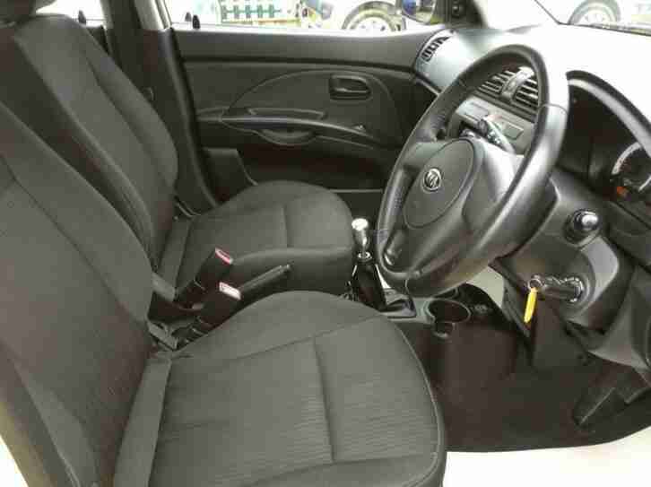 2010 (10 Reg) Kia Picanto 1.1 STRIKE 5DR Hatchback YELLOW + LOW MILES