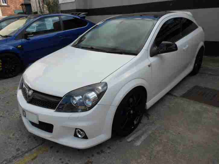 2010/10 VAUXHALL ASTRA 2.0T ARCTIC EDITION,PERFORMANCE UPGRADES,37K FSH FOR SALE