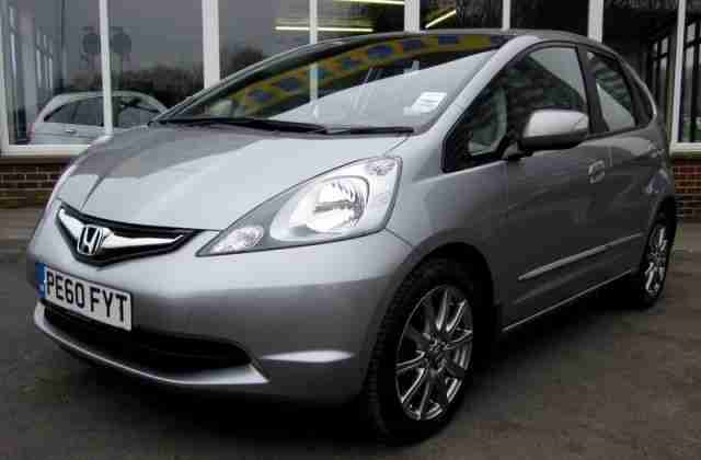 2010 60 HONDA JAZZ 1.3 I-VTEC SI 5D 98 BHP