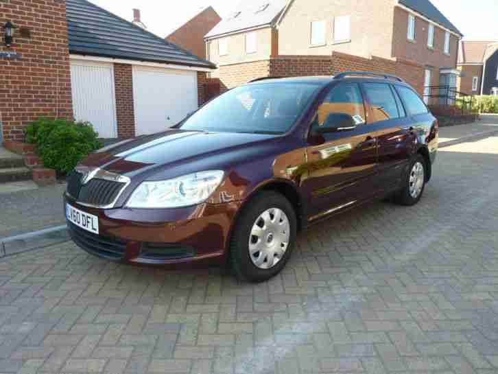 2010 (60 REG) OCTAVIA ESTATE S 1.6 TDI