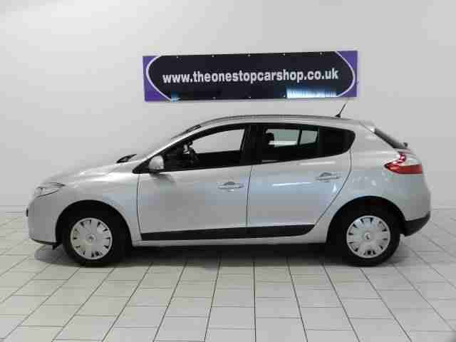 2010 (60) RENAULT MEGANE 1.6 16V 110 Expression