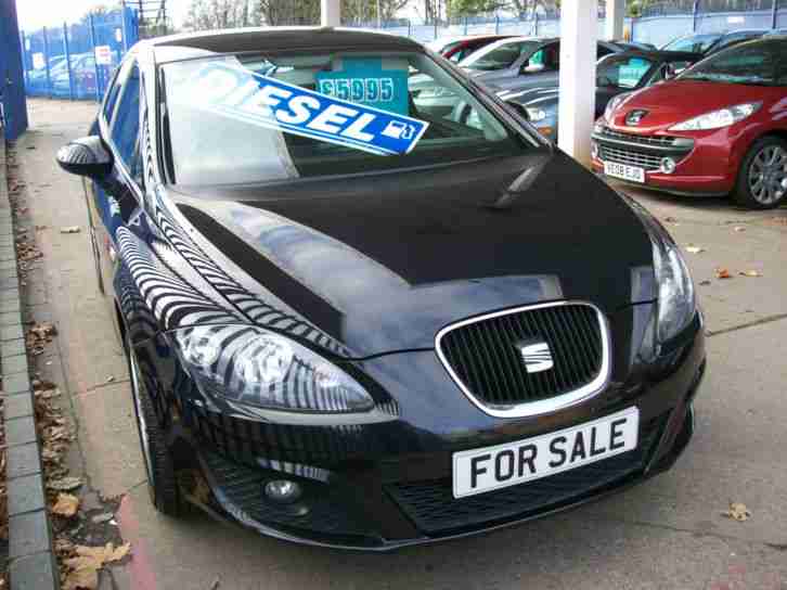 2010/60 Seat Leon 1.6TDI CR 105 S Emocion 5 Door"Black & Just Serviced"