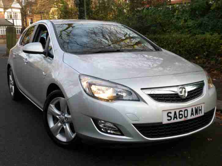 2010 60 Vauxhall Astra 1.6i 16v VVT ( 115PS ) SRi 5 door silver