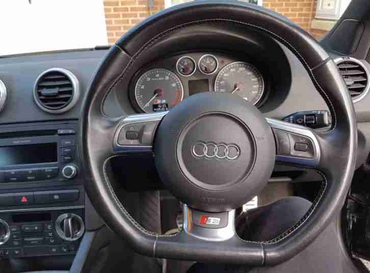 2010 Audi S3 2.0T FSI quattro Hatchback 3d