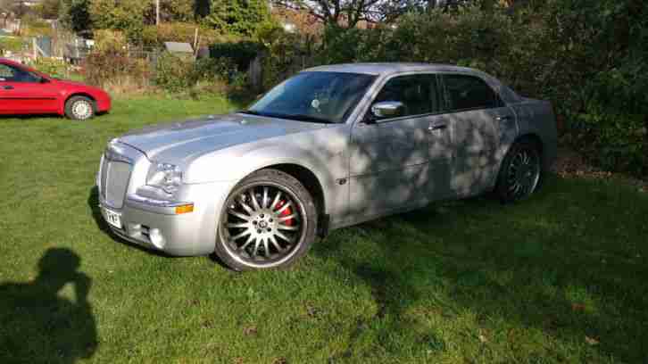 2010 300C 3.5 RHD 4D AUTO 22''