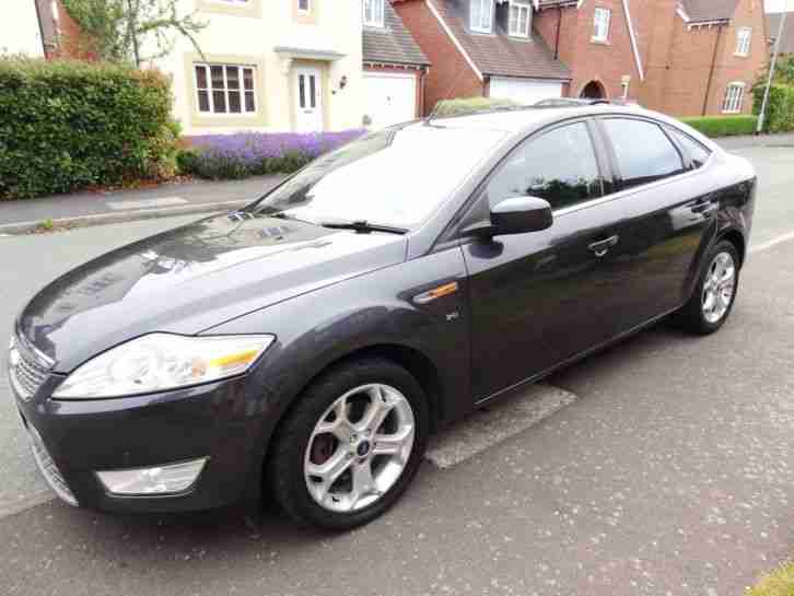 Ford MONDEO. Ford car from United Kingdom