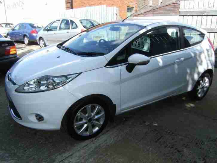2010 Ford Fiesta 1.25 Zetec 3dr [82] 3 door Hatchback