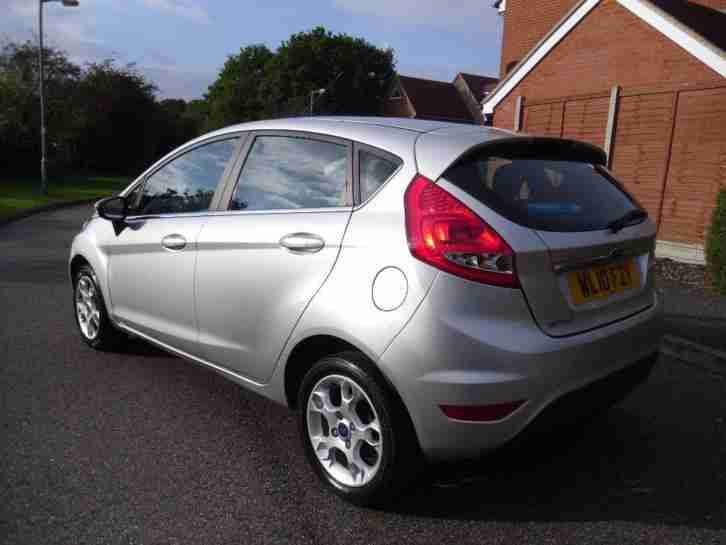 2010 Ford Fiesta 1.4 Zetec 5dr