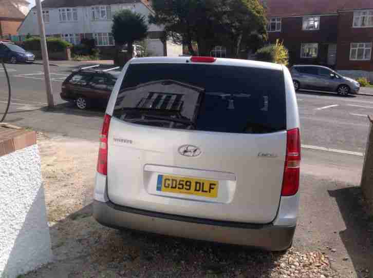 2010 HYUNDAI I800 STYLE CRDI SILVER