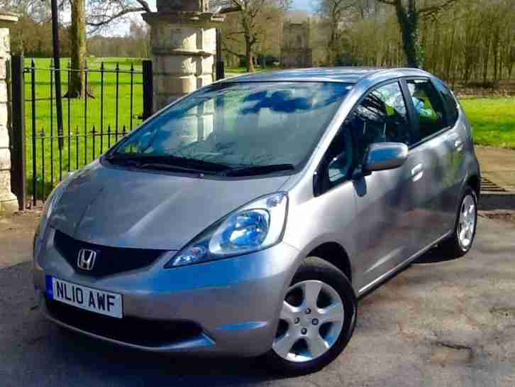 2010 Honda Jazz 1.4 ES-VTEC *** ONLY TWO FORMER KEEPERS FROM NEW ***