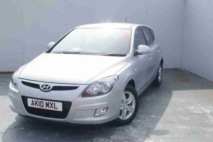 2010 Hyundai i30 1.4 Comfort 5dr Petrol silver Manual