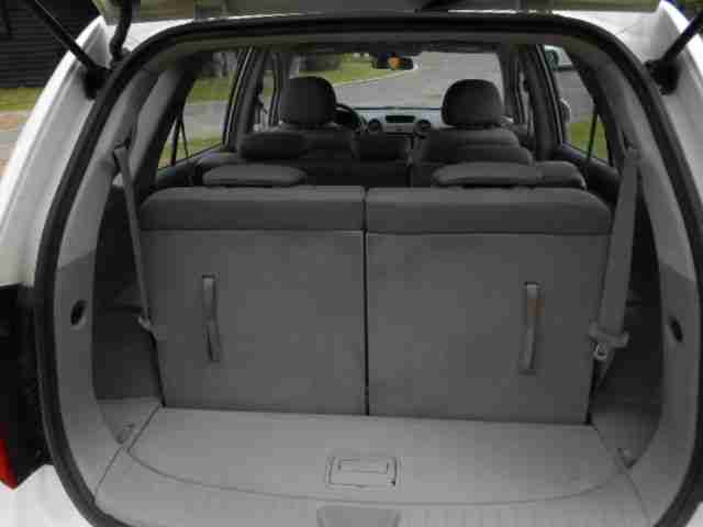 2010 KIA CARENS -2,0 CRD MPV 7 SEATS - LHD - LEFT HAND DRIVE