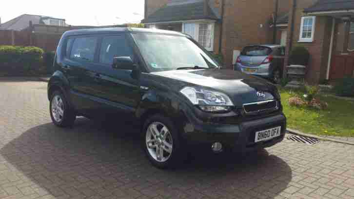 2010 KIA SOUL 2 CRDI AUTO BLACK