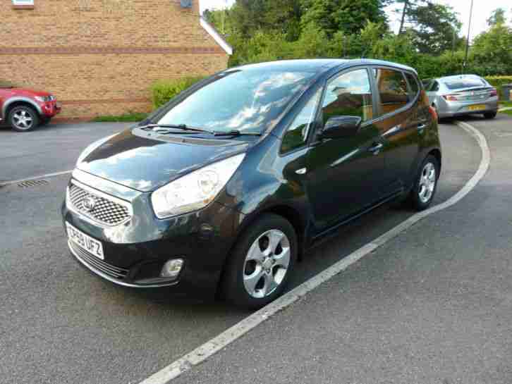 2010 KIA VENGA 3 ECODYNAMICS CRDI 1.4 DIESEL MANUAL - METALLIC BLACK - HIGH SPEC