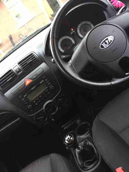 2010 Kia Picanto 1.1 12 months MOT Full Service History