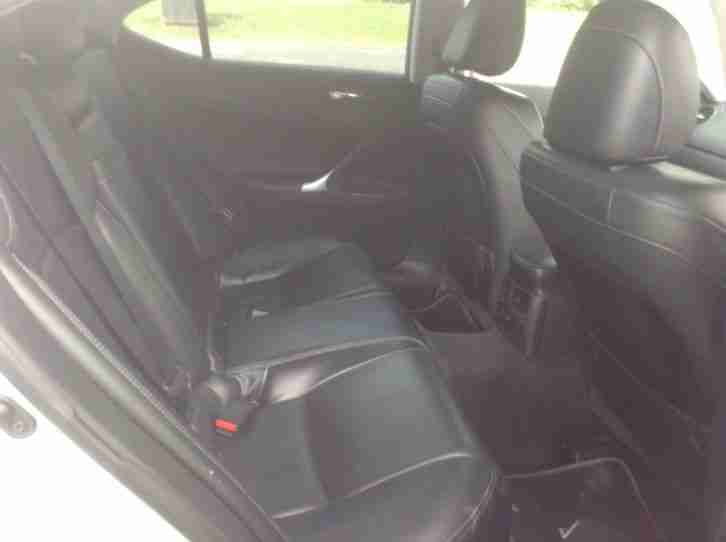 2010 LEXUS IS 220D SE-I SILVER IN EXCELLENT CONDTION