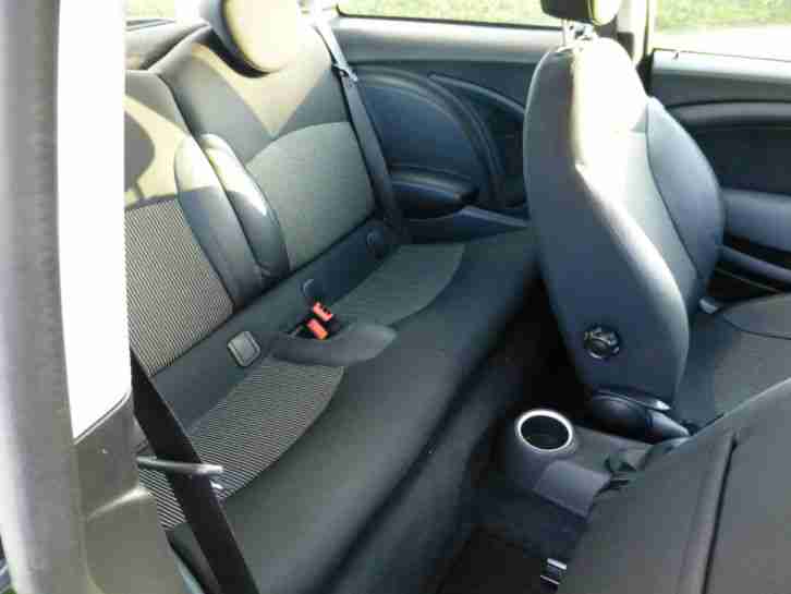 **2010** Mini Cooper Diesel * Private Sale * 58 K * New MOT * I WILL DELIVER*