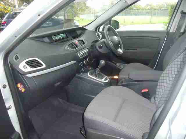 2010 Renault Scenic 1.6 VVT 110 I - Music - 5DR. MPV - PETROL