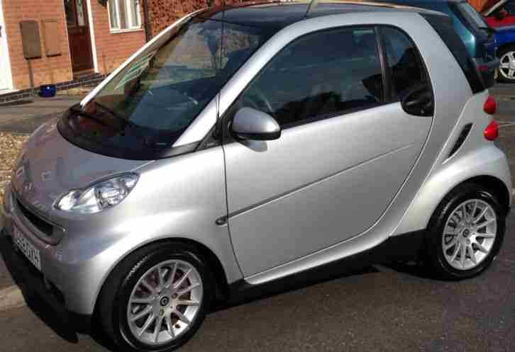 2010 FORTWO PASSION MHD 71CV LEFT HAND