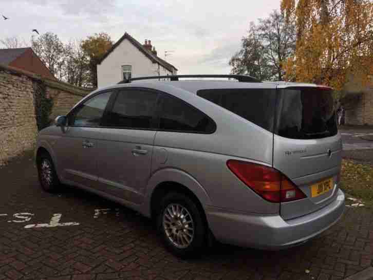 2010 SSANGYONG RODIUS 270 2.7 DIESEL ES AUTO SILVER AUTOMATIC, MOT TILL MAY 2017